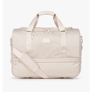 CALPAK LUGGAGE – Stevyn Drop-Bottom Duffel Bag PALM LEAF